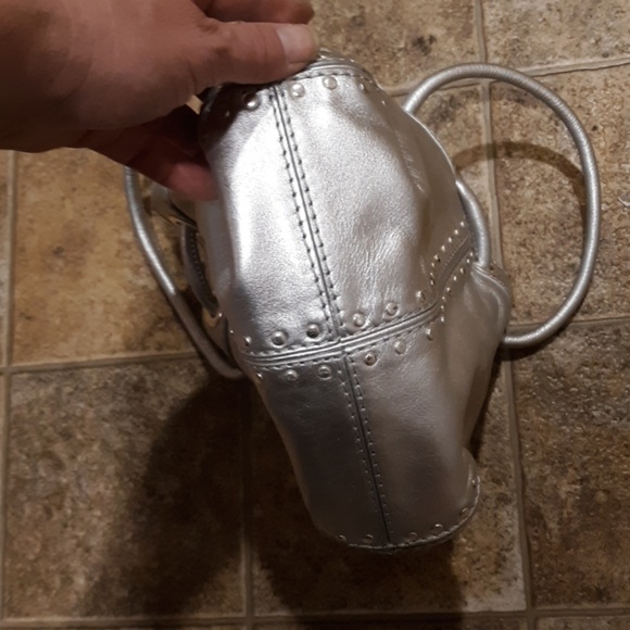 Michael Kors Studded Metallic Leather Tote Bag. - Picture 4 of 7